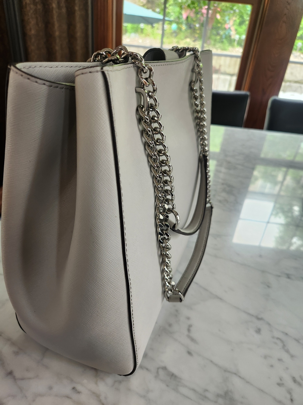Michael Kors Women's Light Gray Saffiano/Silver Chain Tote, NEW With TAGS. - Picture 2 of 4